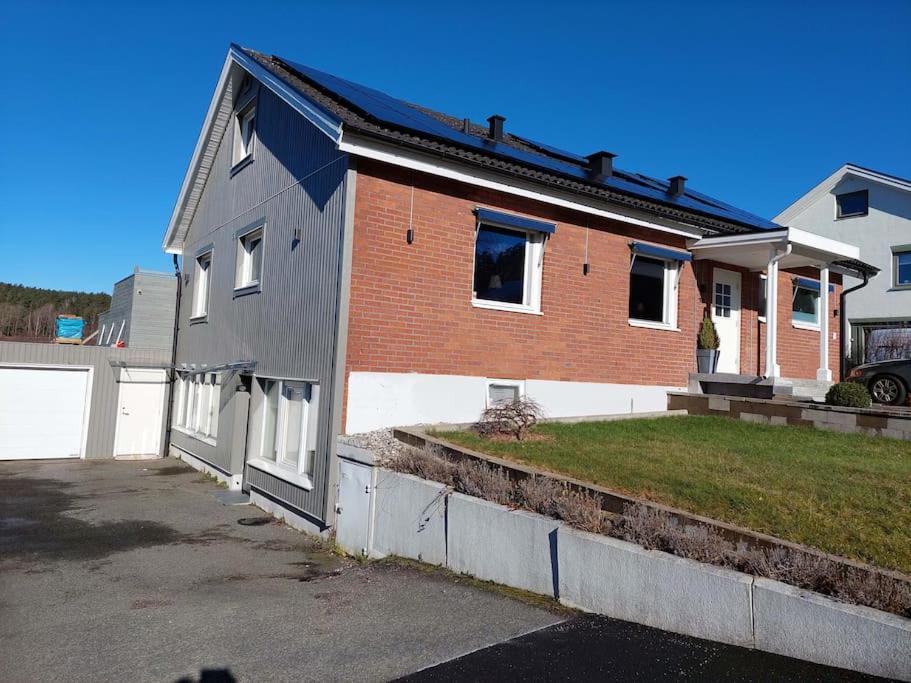 JonseredLaegenhet Pa Landet Naera Stan公寓 外观 照片