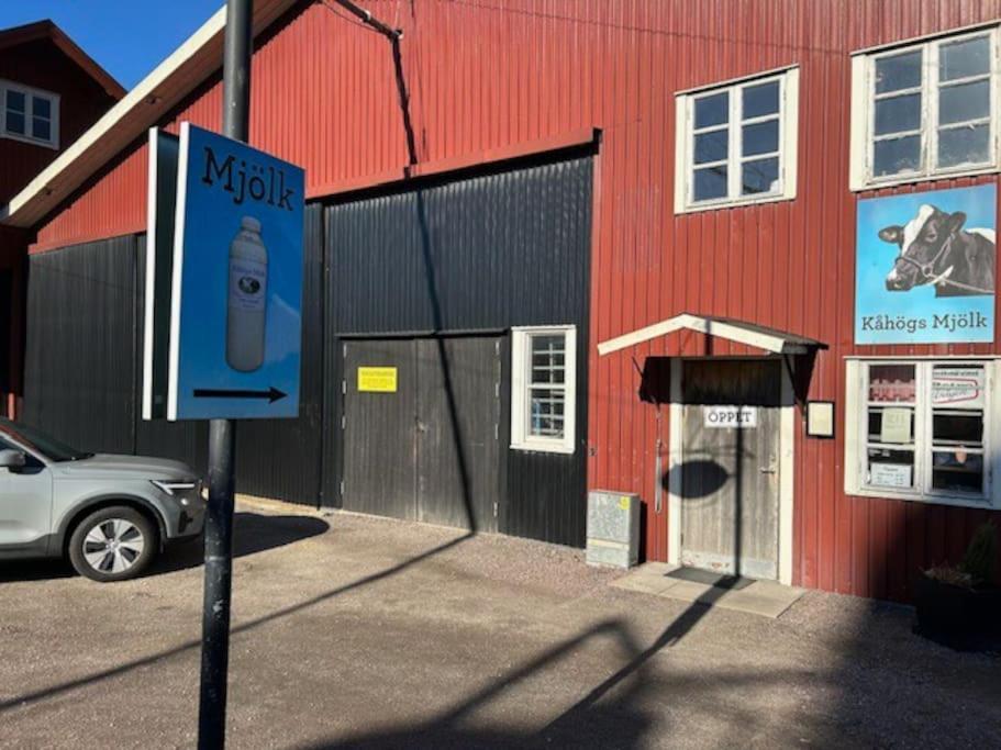 JonseredLaegenhet Pa Landet Naera Stan公寓 外观 照片